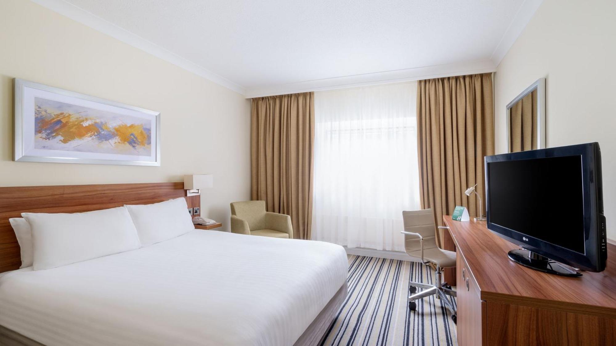 Holiday Inn Swindon By Ihg Extérieur photo