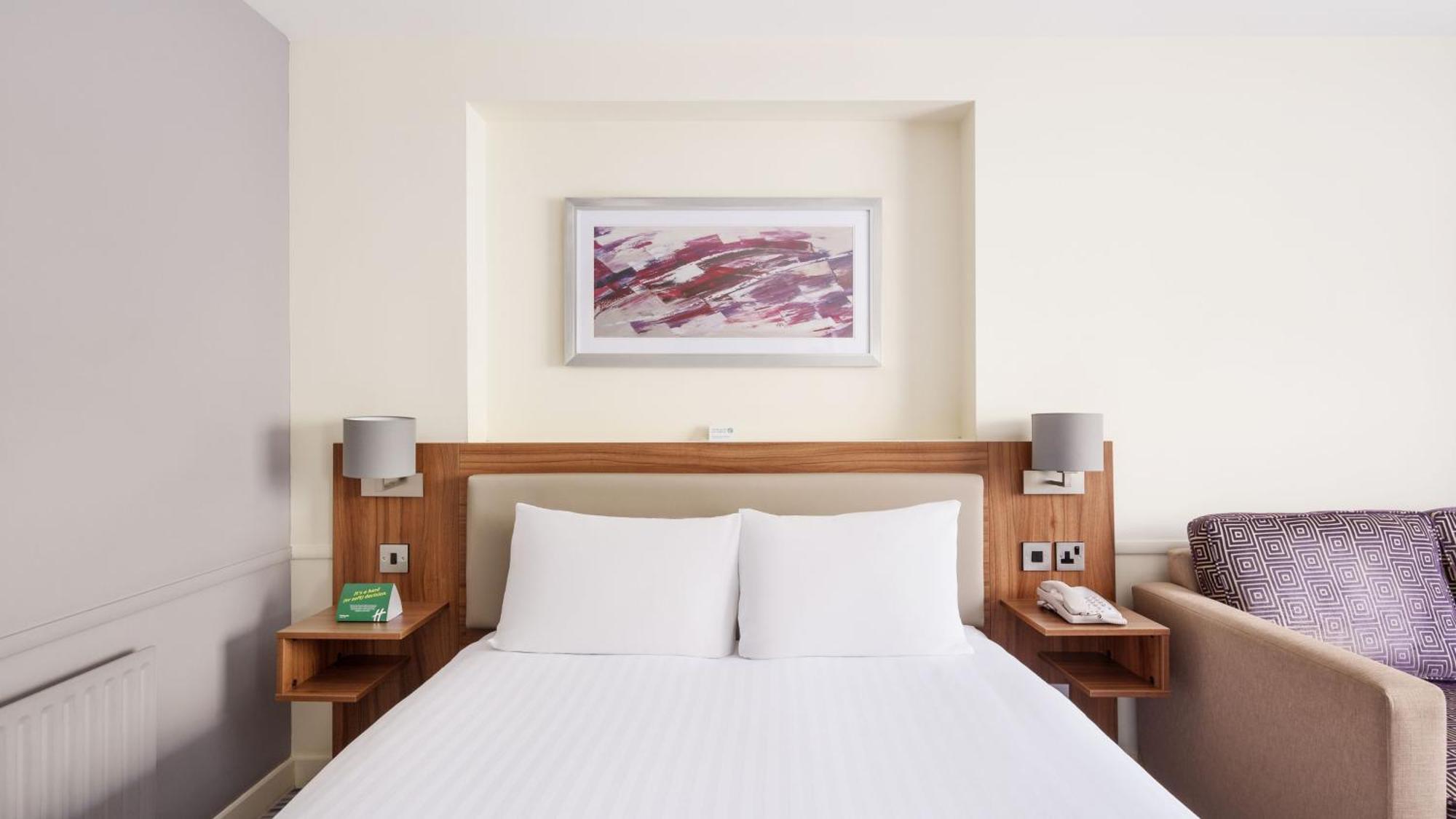 Holiday Inn Swindon By Ihg Extérieur photo