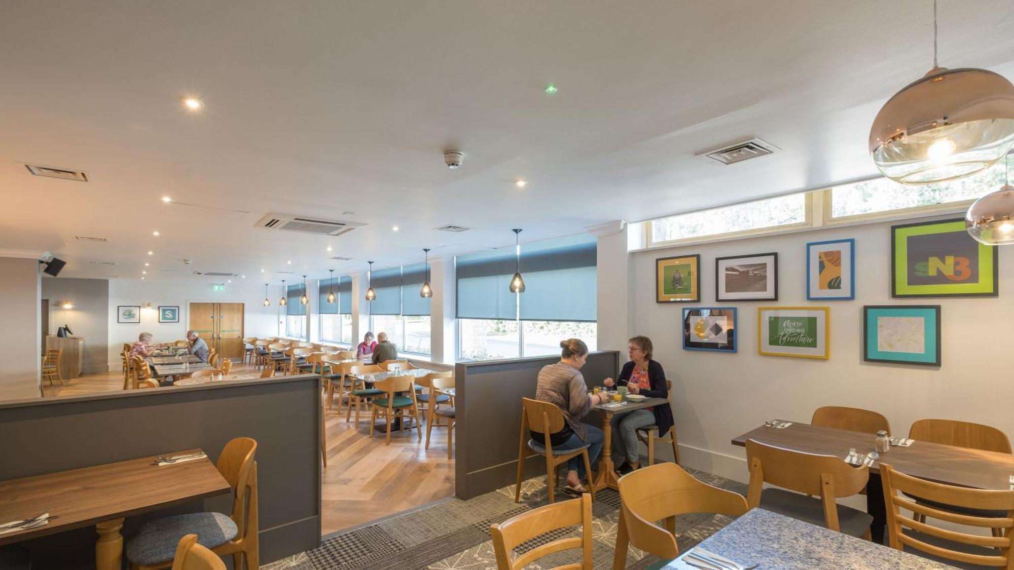 Holiday Inn Swindon By Ihg Extérieur photo